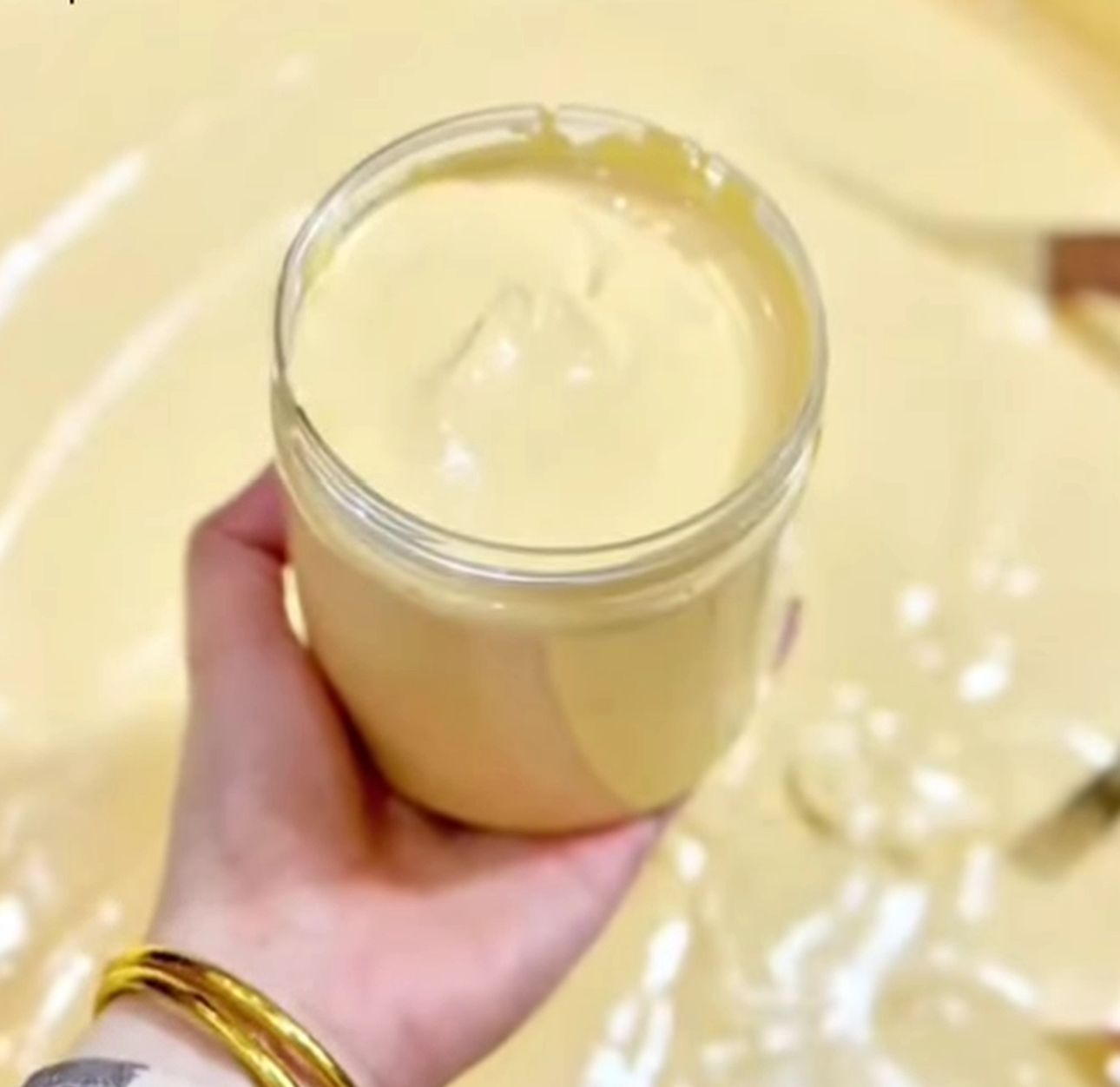 🌸 Zafrani Cream – Naturally Bright & Glowing Skin (250 gm)